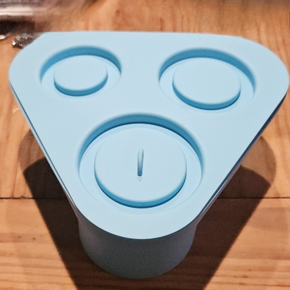 Blue Silicone Ice Mold - Picture 1 of 2